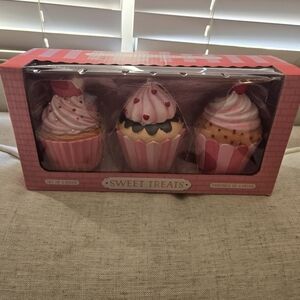 Cupcake Candle Set - Pink and Red